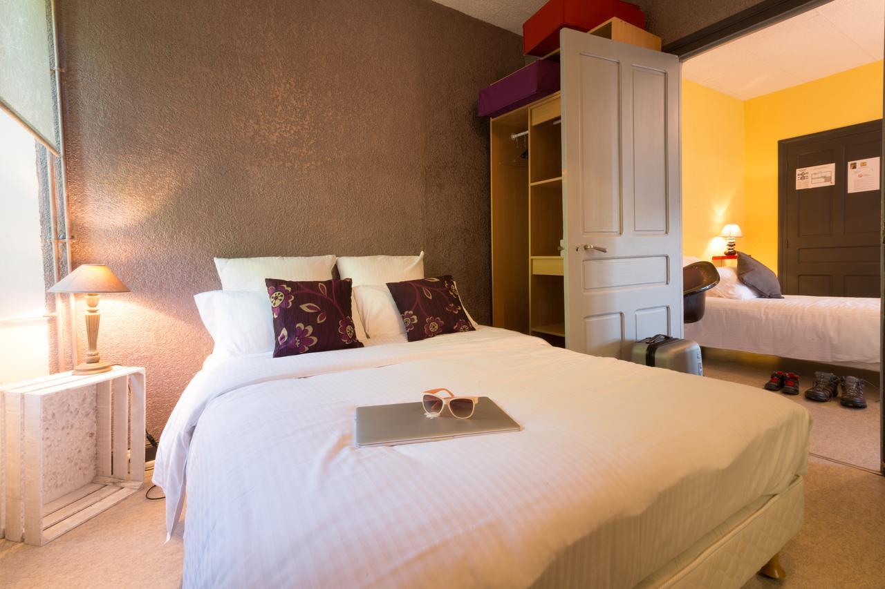 Logis Hotel Restaurant La Brasserie Treignac Bagian luar foto